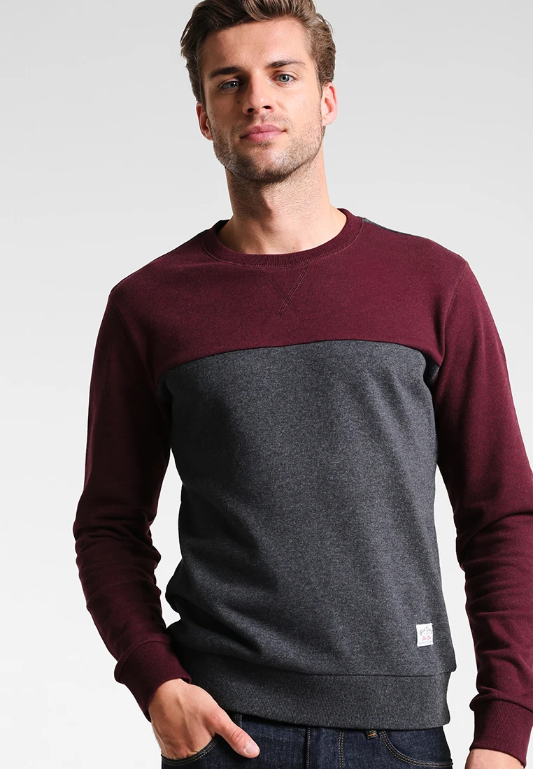 MEN'S SWEATER 